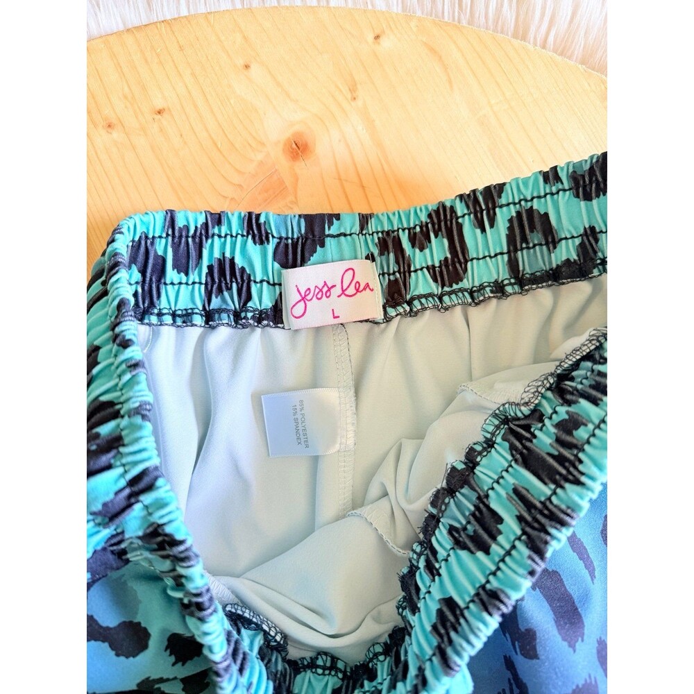 Jess Lea Shorts - Picture 4 of 9
